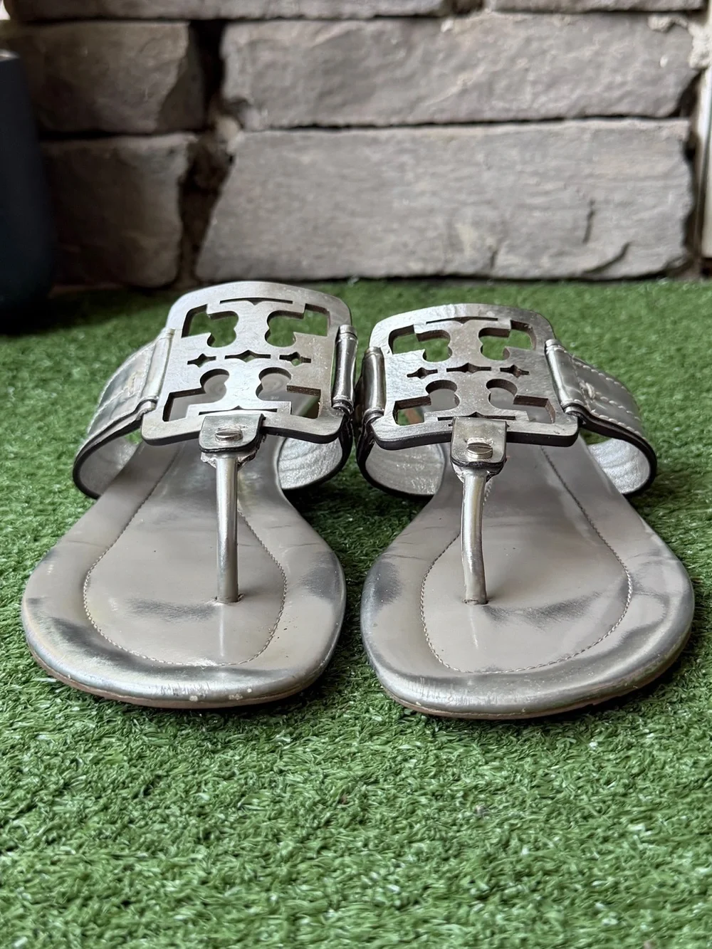 Tory Burch Silver Metallic Women’s Miller Thong Sandals